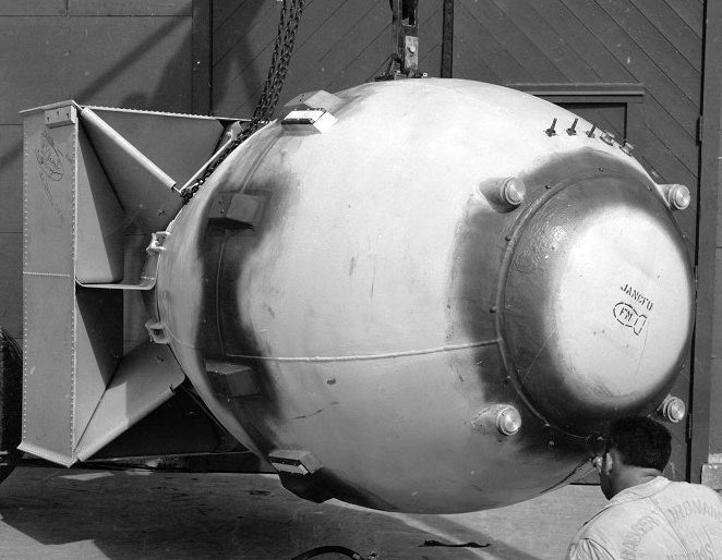 Black and white photograph of the bomb dropped over Nagasaki on August 9, 1945